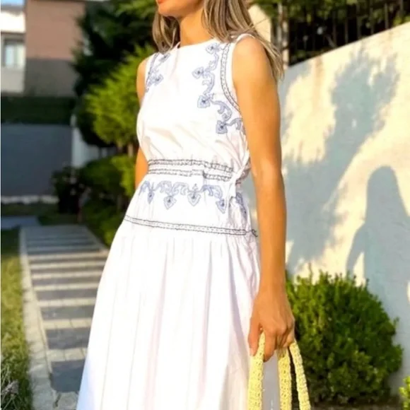 princess polly baby blue dress Tuckernuck - Ocean Mist Colorblock Linen Hailey Maxi Dress main image 0